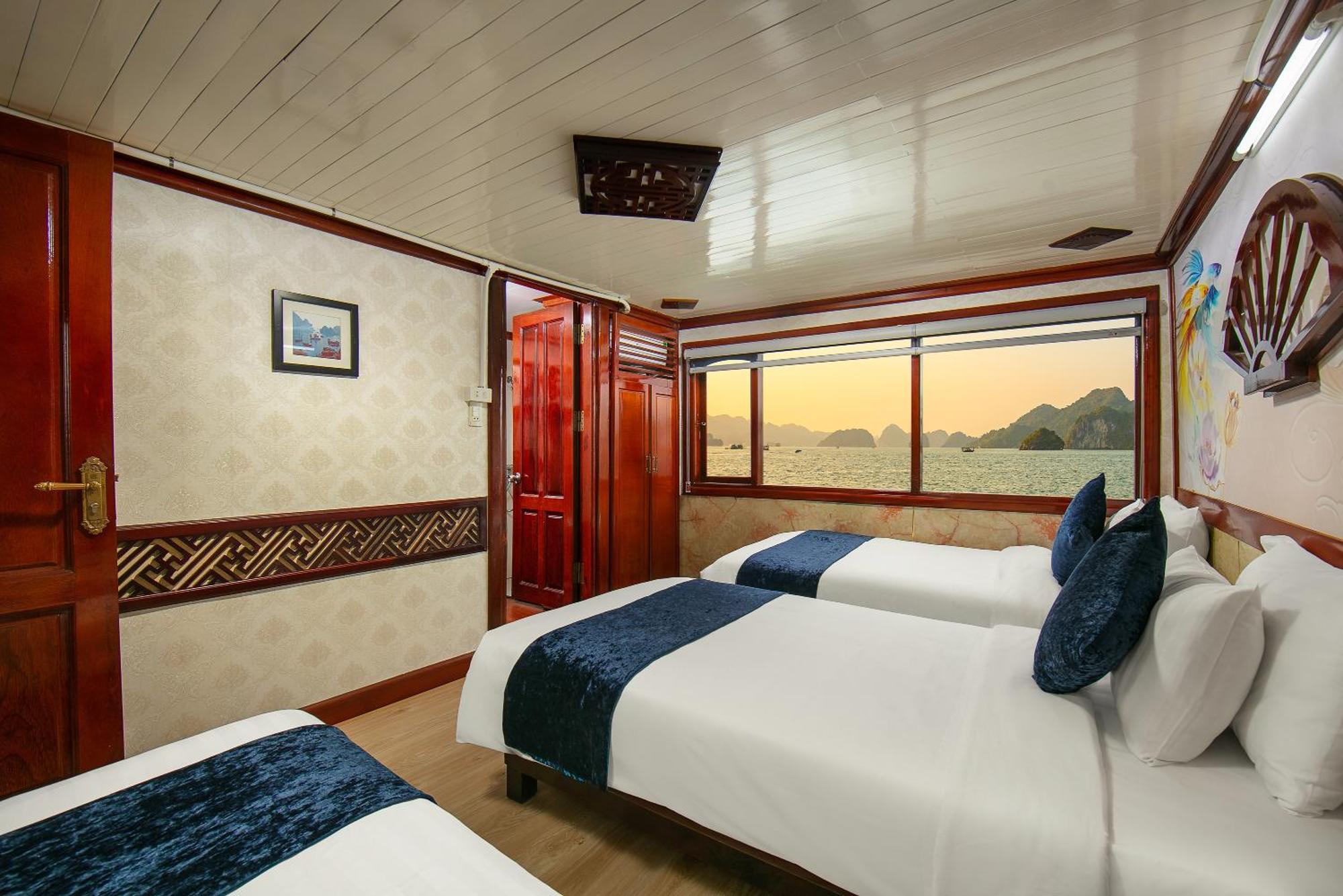 Готель Fantasea Imperial Cruise Халонг Екстер'єр фото